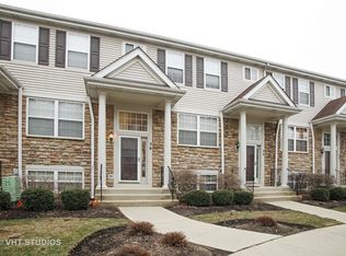 56 E Emma Ct, Palatine, IL 60067