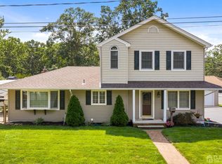 4 Cooper Ave, Monroe Township, NJ 08831