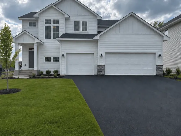 12790 Stutz Ct NE, Blaine, MN 55449
