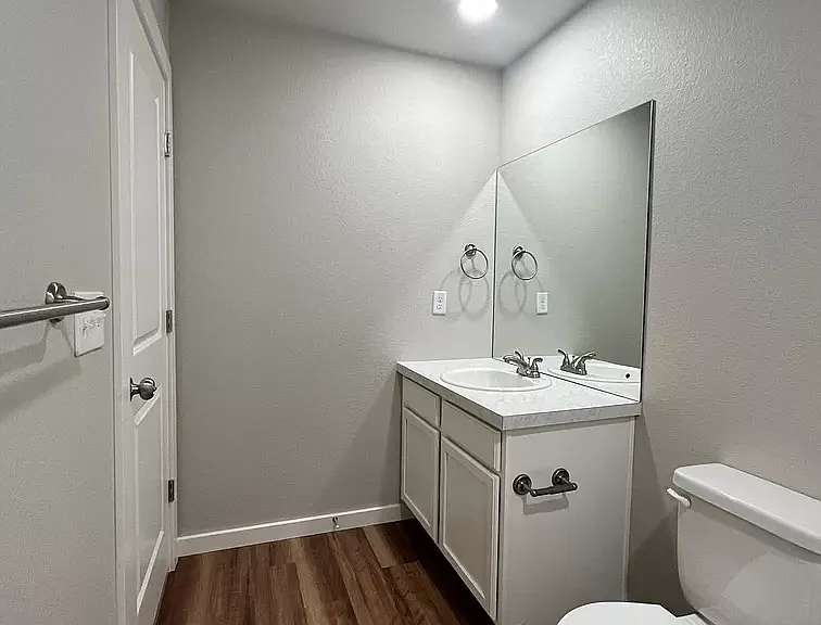 3655 Ronald Reagan Ave — Photo 36