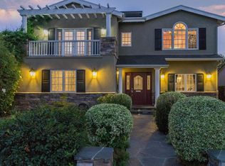 13038 Hartsook St, Sherman Oaks, CA 91423