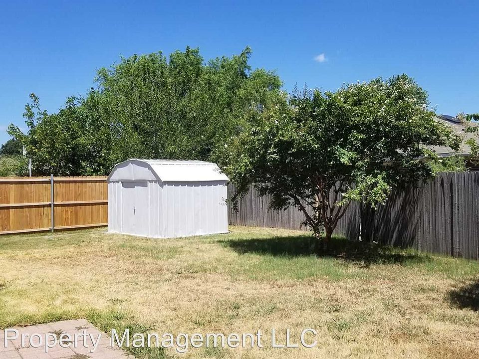 2nd image of 5923 Rock Meadow Trl