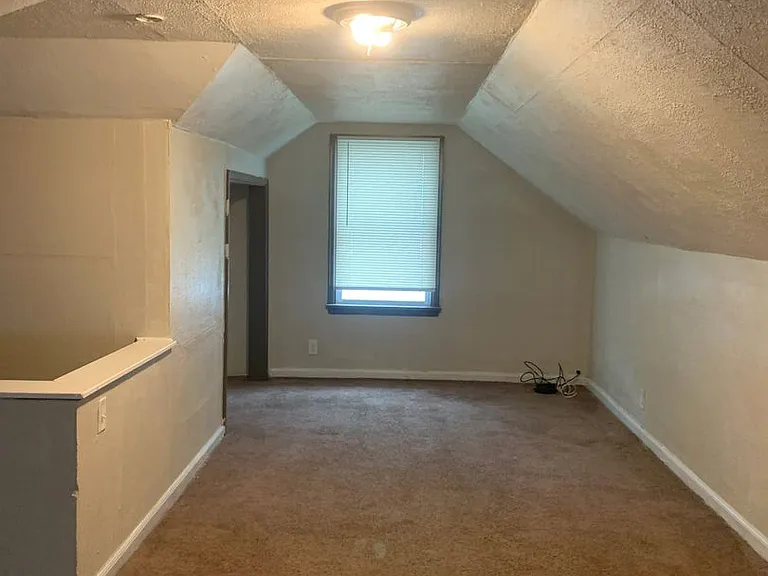 4239 Asbury Dr — Photo 25