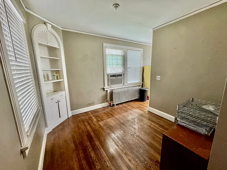 519 E Main St #2 — Photo 5