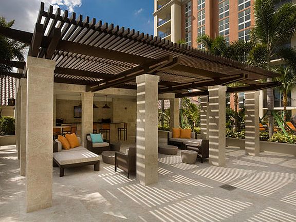 3rd image of 550 Okeechobee Blvd APT 614