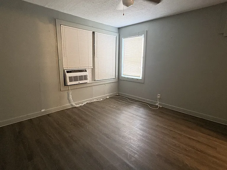 2306 Harlem St — Photo 17