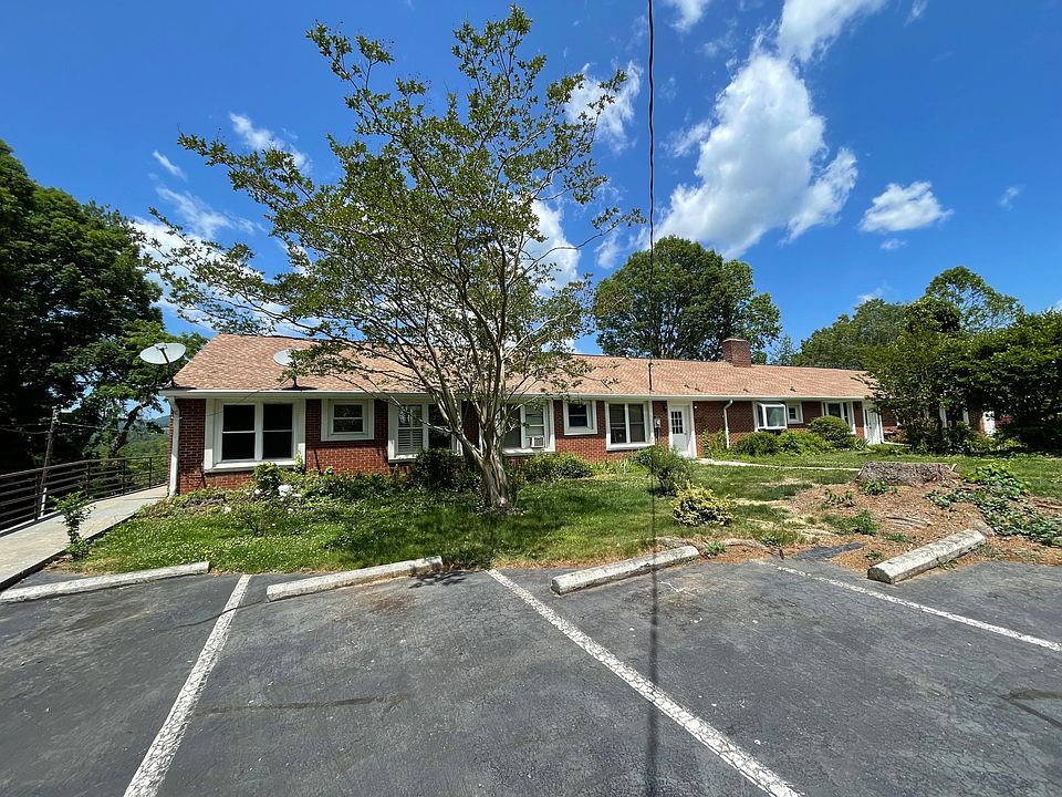 1st image of 25 White Pine Dr #A6