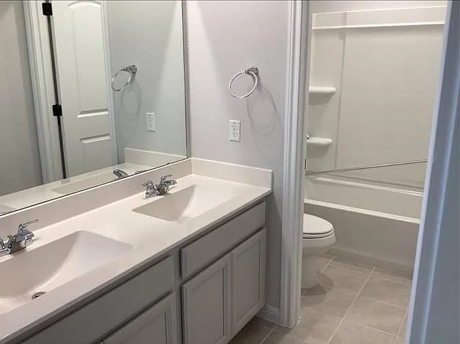 111 Hornbill Dr — Photo 4