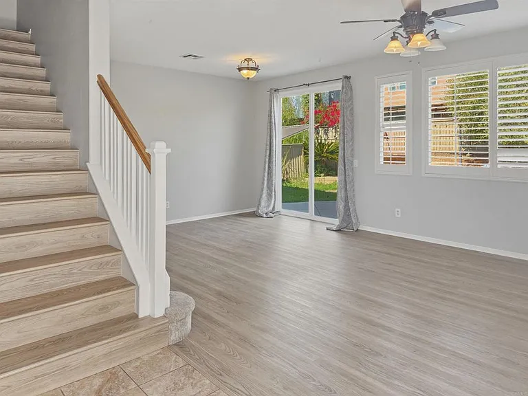 1431 Marble Canyon Way — Photo 3
