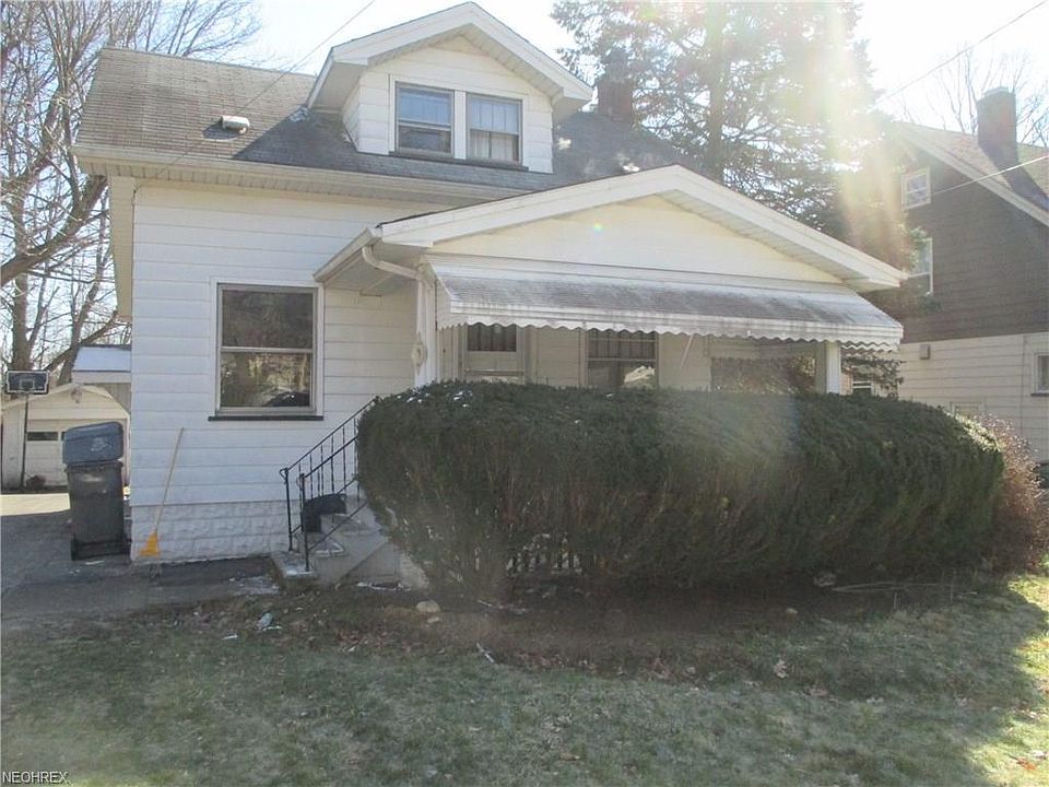 1st image of 3527 La Salle Ave
