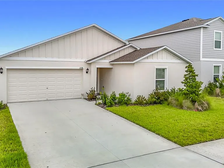 11938 Brae Way — Photo 3