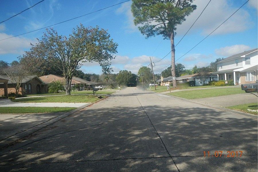 2nd image of 124 Gardenia Ln