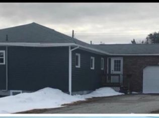 80 Cornwall Hts, Stephenville, NL A2N1V3