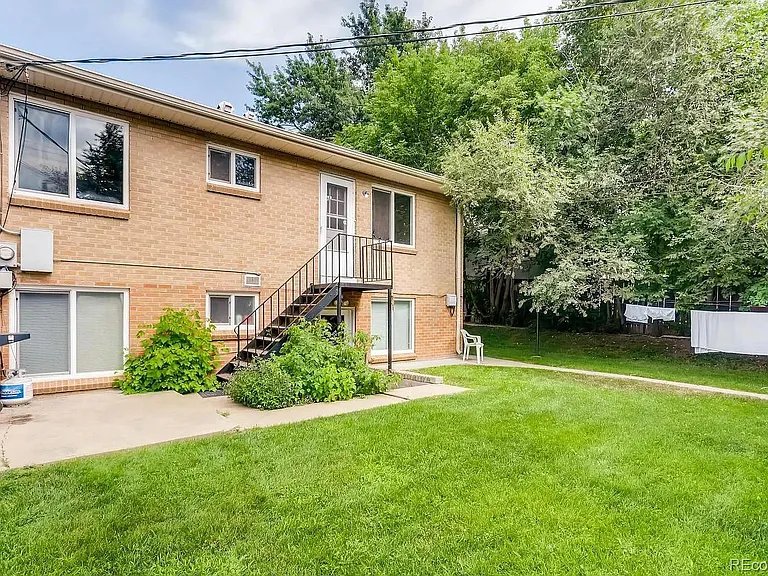 2515 S Williams St — Photo 12