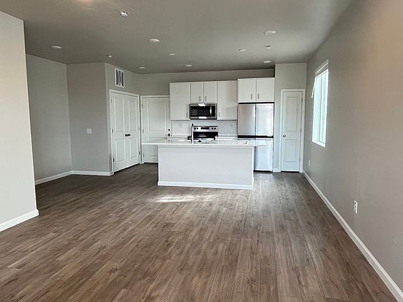 3rd image of 57 Riverside Dr