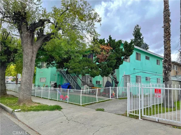 14902 Sylvan St, Van Nuys, CA 91411