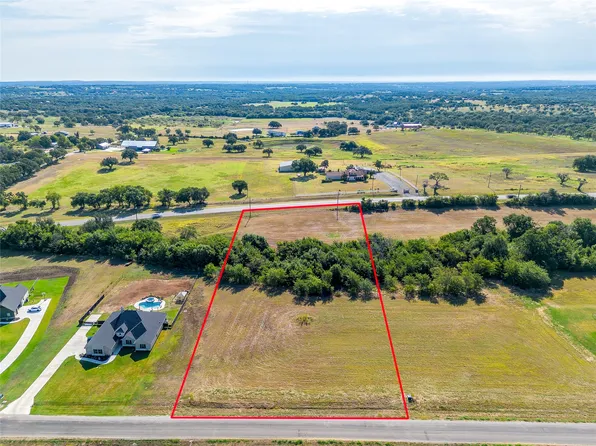 2016 Carrie Ct, Weatherford, TX 76088