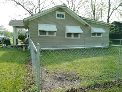 220 W 10th St, Ottawa, KS, 66067