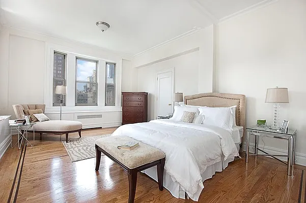 Sold by Nest Seekers International | media 7