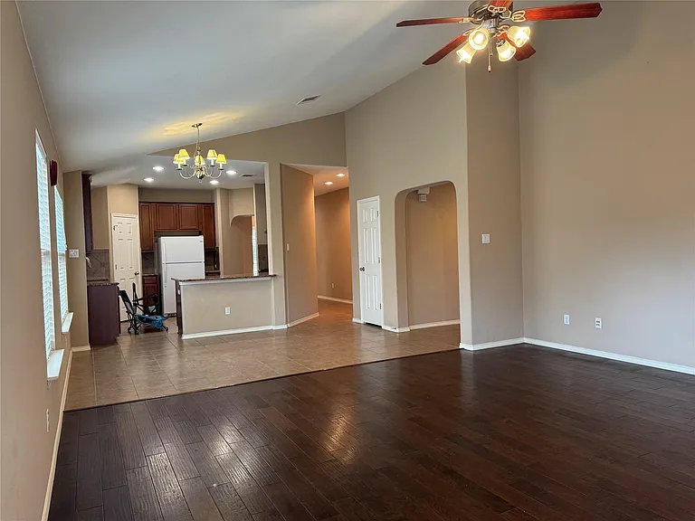 11217 McKinney Spring Dr — Photo 9