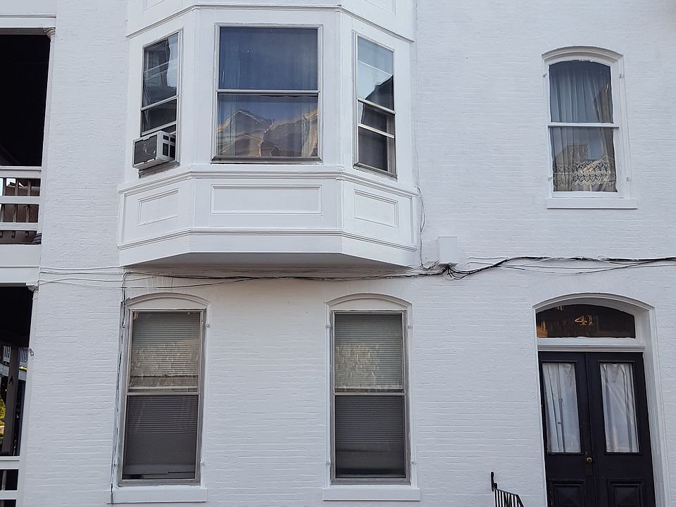 1st image of 41 E Antietam St