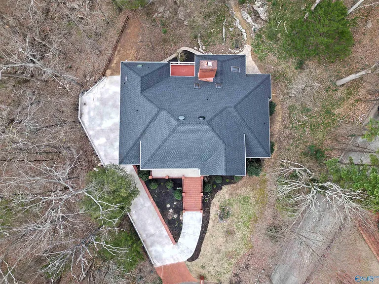 1319 Chesterfield Rd SE — Photo 9