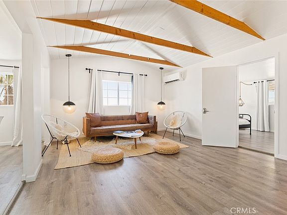 4th image of 290 Bluegrass Rd