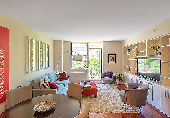 3rd image of 310 W 120th St APT 3D