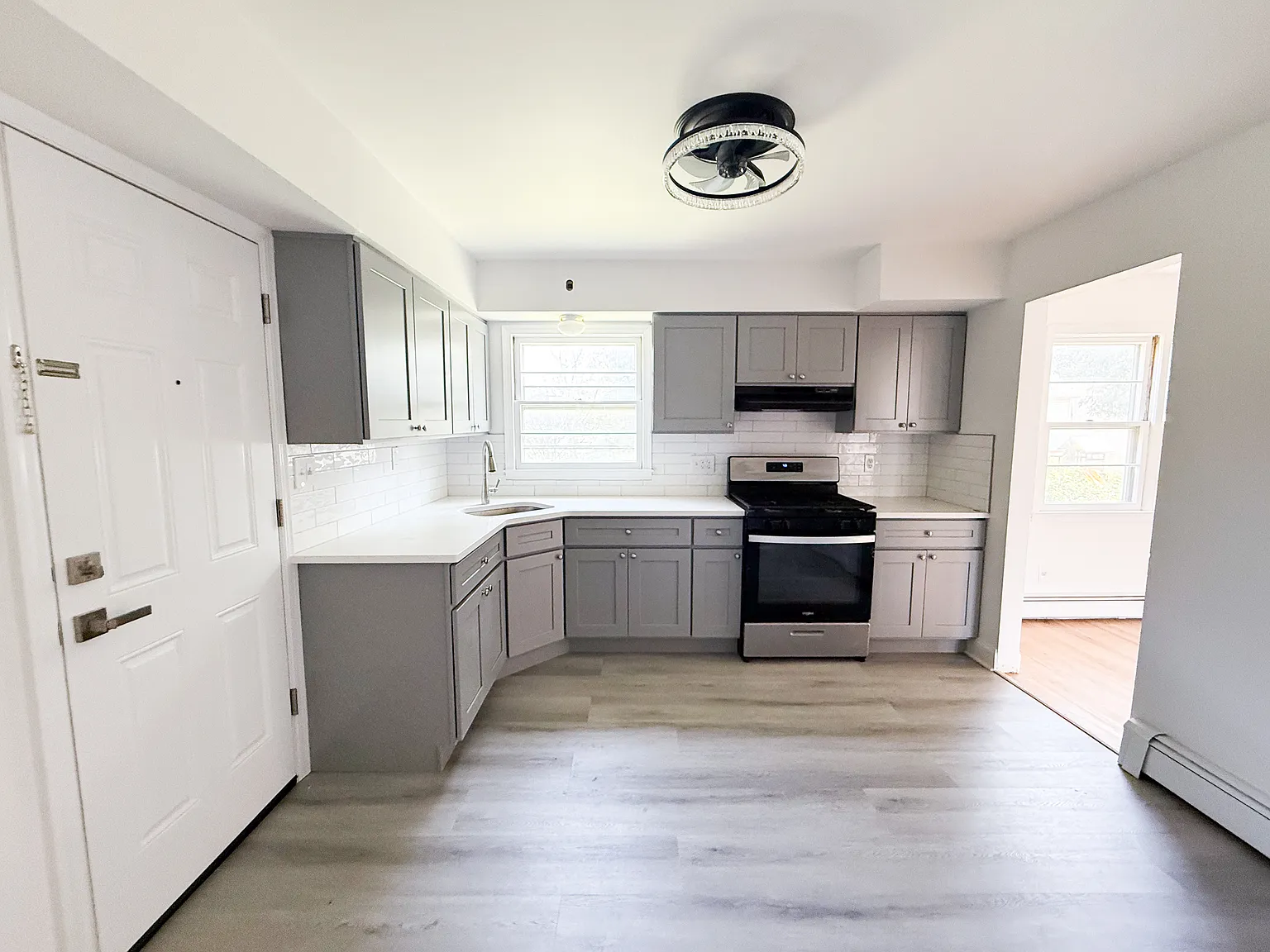 15 General Karge Ct — Photo 4