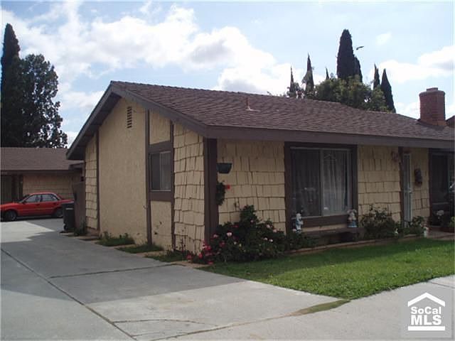 1st image of 830 E La Veta Ave
