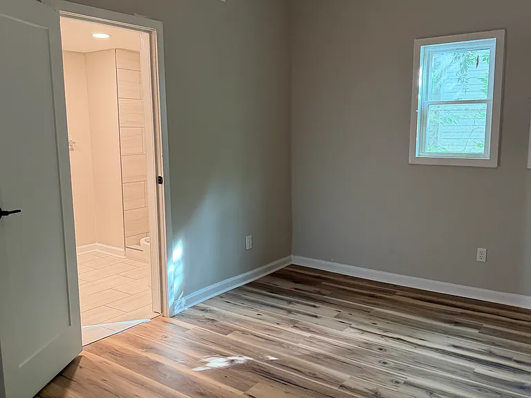 216 S Clay St — Photo 9