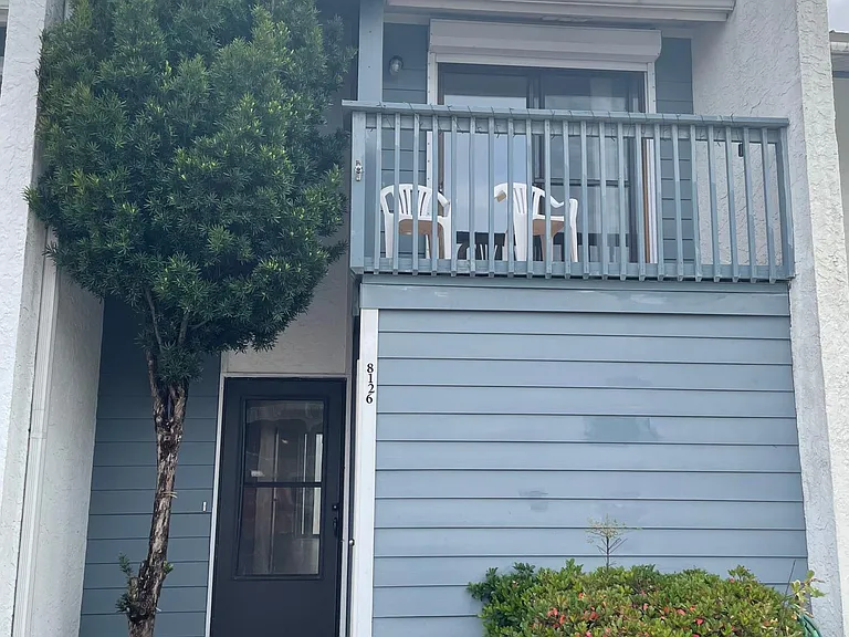 8126 Surf Dr — Photo 1