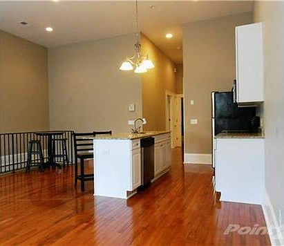 4th image of 1518 Bull St #D