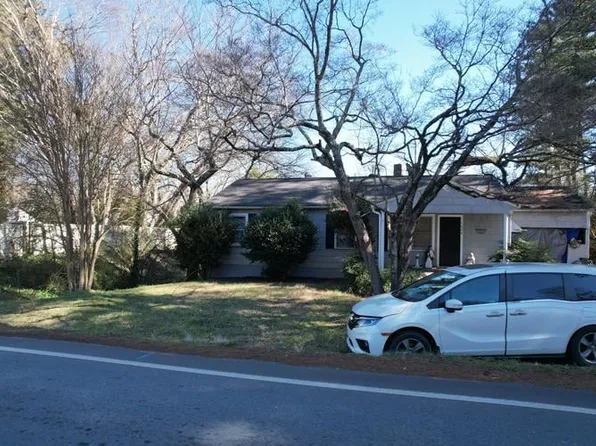 1904 E Calhoun St, Anderson, SC 29621