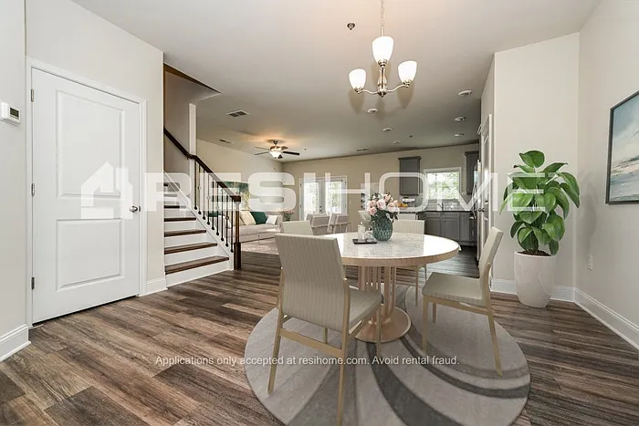 771 Porchlight Dr — Photo 5