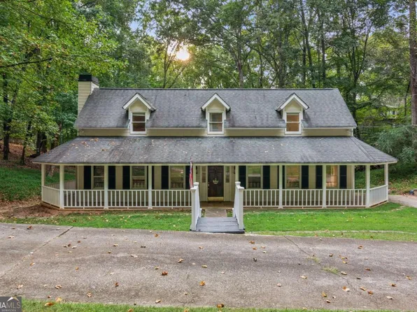 2501 Katherine Cir, Gainesville, GA 30506