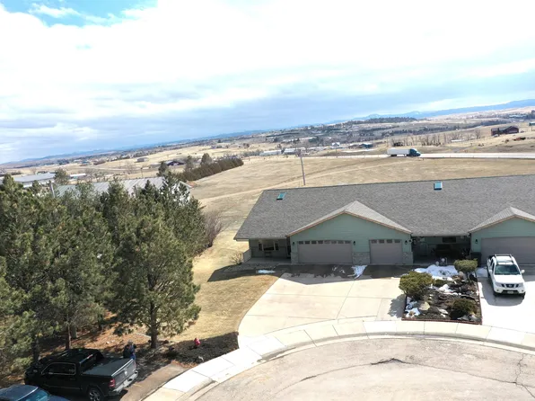384 Red Rock Cir, Belle Fourche, SD 57717
