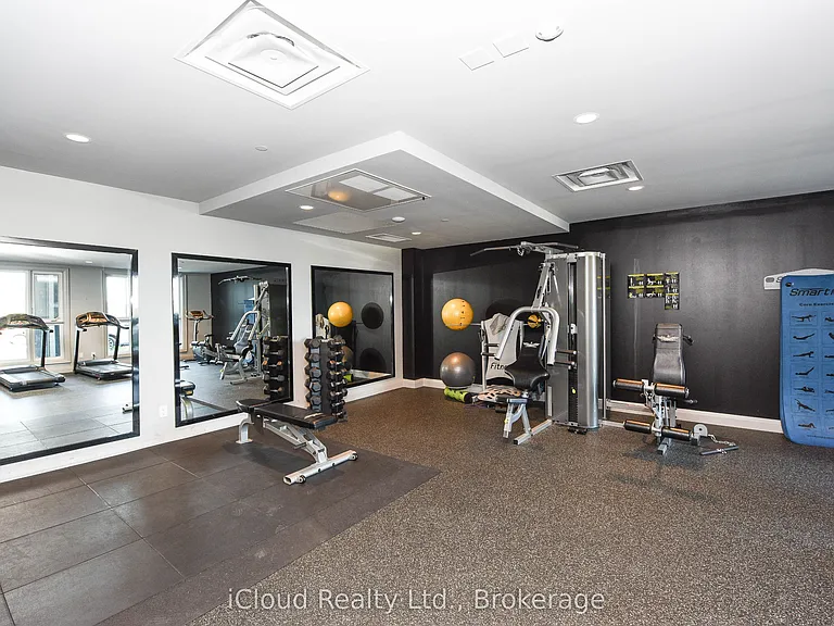 95 Dundas St W #4 — Photo 10