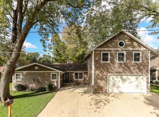 10071 John R St, Whitmore Lake, MI 48189