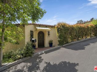 1355 Cedar Court Rd, Glendale, CA 91207