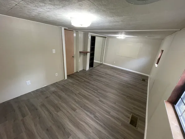 605 E Monroe St, Belleville, IL 62220