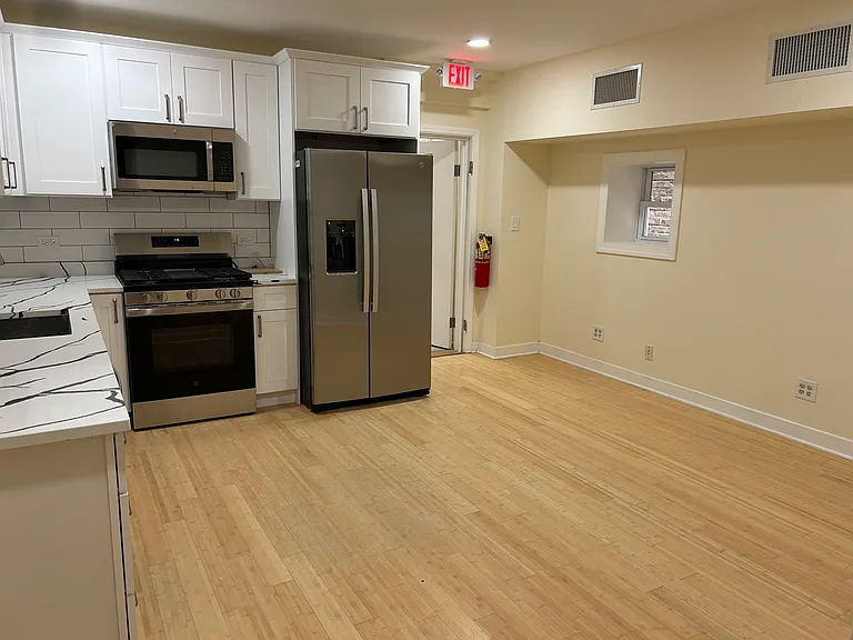 5746 N Milwaukee Ave #1 — Photo 5