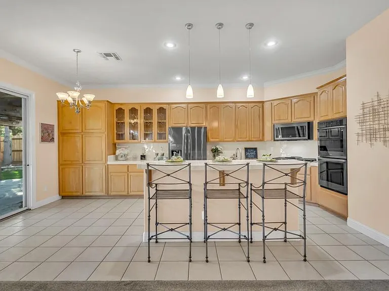 1281 Lorden Ct — Photo 15