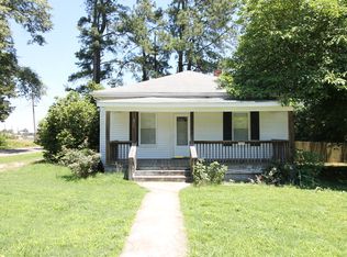 1504 Mecklenburg Ave, Victoria, VA 23974