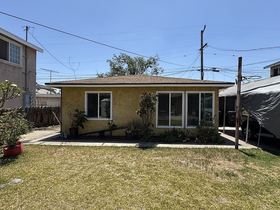 1st image of 4412 Triggs St #4414