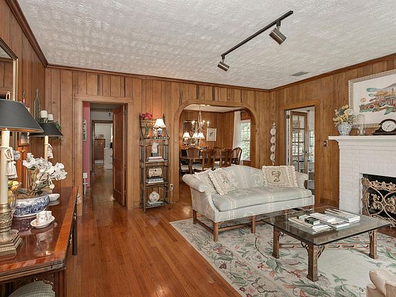 3rd image of 3464 San Jose Blvd