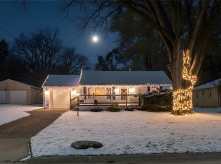 4020 SW 12th St, Des Moines, IA 50315