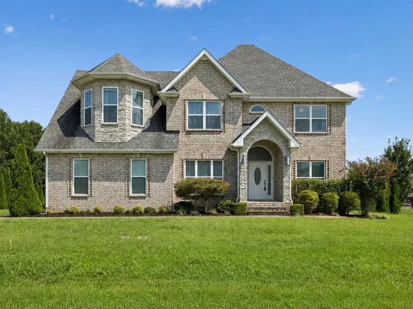 3076 Carrie Taylor Cir, Clarksville, TN 37043