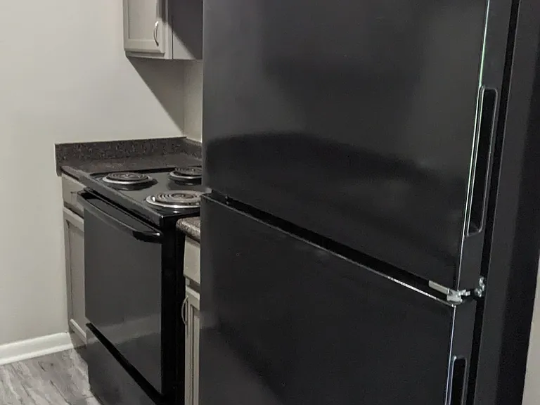 Academy Apartment — Photo 10