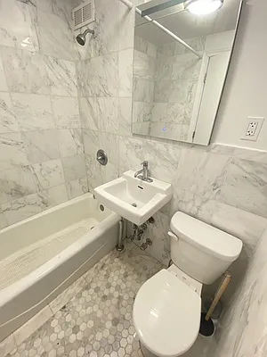 Rented by CitySites Real Estate Group | media 9